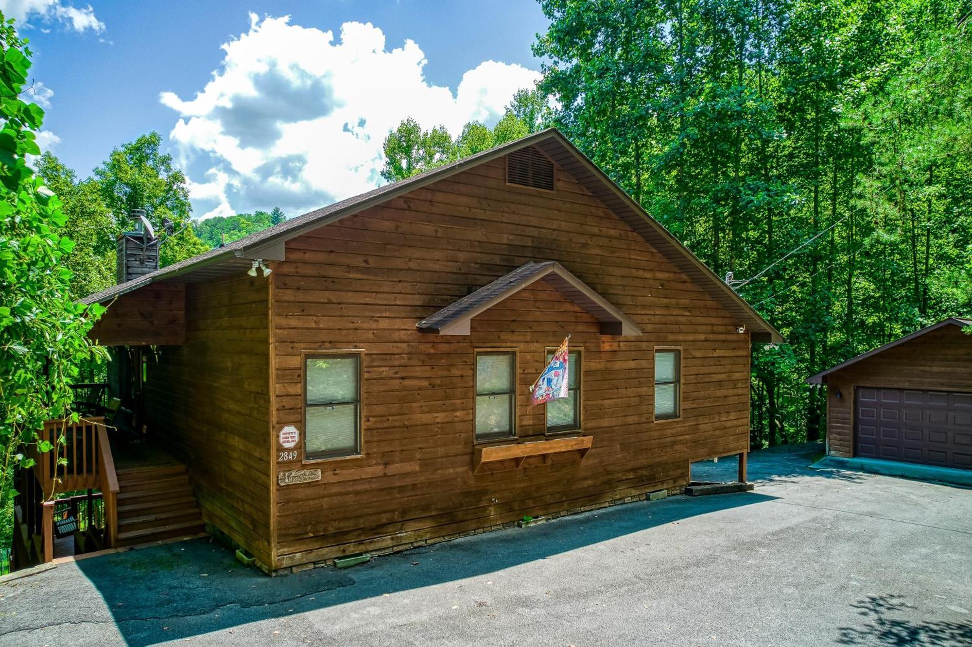 The Nuthouse Ii, Pool Table, Wifi, 1089 Free Tickets Each Paid Day, Dollywood And More Sevierville Extérieur photo